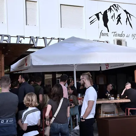 Al Benvenuto & Restaurant Ξενοδοχείο