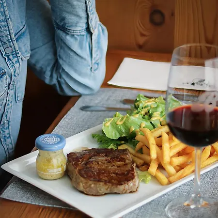 Al Benvenuto & Restaurant فندق 3*
